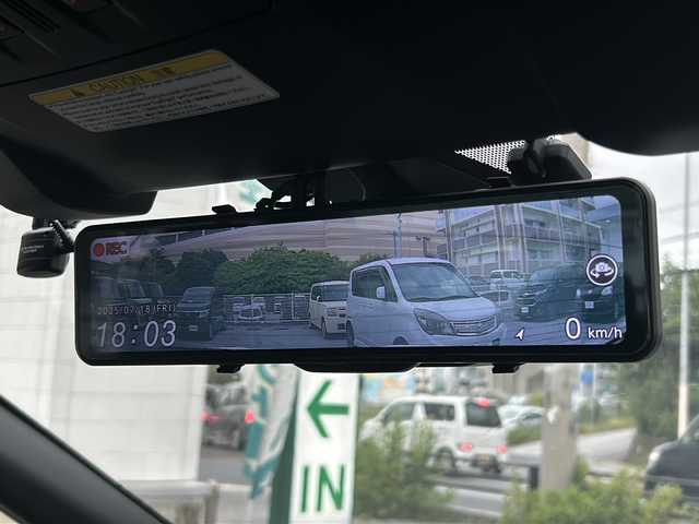スバル ＷＲＸ Ｓ４ 2．0GT‐S アイサイト 沖縄県 2016(平28)年 6.2万km クリスタルホワイトP 純正ナビ/　（AM/FM/CD/DVD/BT）　/フルセグTV/バックモニター/前席シートヒーター/衝突軽減システム/横滑り防止機能　/シートメモリー　/革シート　/パワーシート/クルーズコントロール　/レーンキープアシスト　/前後ドライブレコーダー　/ＥＴＣ/純正18インチアルミホイール