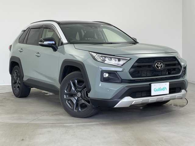 トヨタ ＲＡＶ４ アドベンチャー 新潟県 2022(令4)年 3.7万km アッシュグレーメタリック/アーバンカーキ 4WD/ワンオーナー/純正メモリナビ /　フルセグTV/Bluetooth/USB/サンルーフ/パワーバックドア/レーダークルーズコントロール/ブラインドスポットモニター/レザーシート/D席パワーシート/前席シートヒーター/前席エアシート/衝突被害軽減ブレーキ/レーンキープアシスト/前後コーナーセンサー/前後ドライブレコーダー/バックモニター/ビルトインETC2.0/オートマチックハイビーム/横滑り防止装置/ステアリングヒーター/レザーステアリング/ステアリングスイッチ/禁煙車