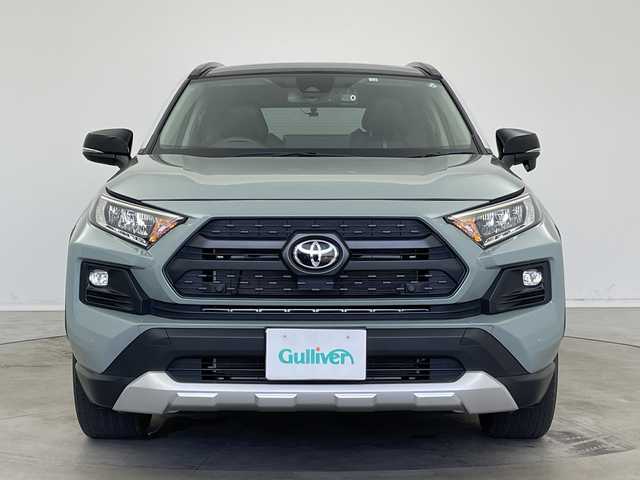 トヨタ ＲＡＶ４ アドベンチャー 新潟県 2022(令4)年 3.7万km アッシュグレーメタリック/アーバンカーキ 4WD/ワンオーナー/純正メモリナビ /　フルセグTV/Bluetooth/USB/サンルーフ/パワーバックドア/レーダークルーズコントロール/ブラインドスポットモニター/レザーシート/D席パワーシート/前席シートヒーター/前席エアシート/衝突被害軽減ブレーキ/レーンキープアシスト/前後コーナーセンサー/前後ドライブレコーダー/バックモニター/ビルトインETC2.0/オートマチックハイビーム/横滑り防止装置/ステアリングヒーター/レザーステアリング/ステアリングスイッチ/禁煙車