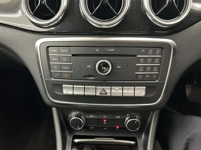 メルセデス・ベンツ ＣＬＡ１８０ AMG スタイル 岡山県 2018(平30)年 1.1万km 黒 純正ナビ/バックカメラ/フルセグTV/Bluetooth/AppleCarplay/シートヒーター/キーレスゴー/ESP/アクティブブレーキアシスト/アテンションアシスト/ブラインドスポットアシスト/レーンキープアシスト/デイライト/LEDヘッドライト/オートライト/オートワイパー/PDC/レーダーセーフティパッケージ