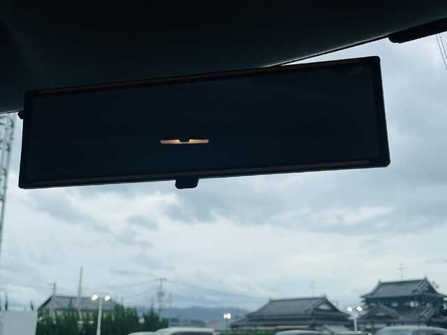 スズキ スイフト RS 熊本県 2013(平25)年 7.7万km パール 社外SDナビ/（BT/CD/DVD/USB/SD/AM/FM)/フルセグTV/バックカメラ/ETC/クルーズコントロール/革巻きステアリング/・パドルシフト/・ステアリングリモコン/布シート/・革調シートカバー/フルエアロ/・リアスポイラー/オートライト/・LEDヘッドライト、フォグライト/電動格納ミラー/・ミラーウィンカー/プッシュスタート/・スマートキー/純正フロアマット/純正ドアバイザー