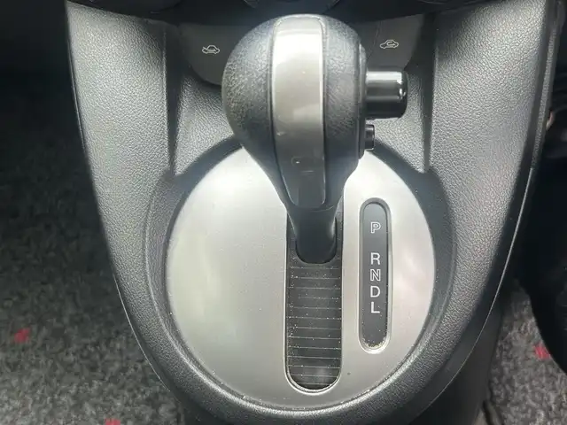 マツダ デミオ 13C－V スマートEDⅡ 愛知県 2012(平24)年 9.8万km ラディアントエボニーマイカ 社外SDナビ(FM/AM/CD/DVD/BT/ワンセグ)/電動格納ミラー/フォグランプ/ETC/ドアバイザー/スマートキー・スペアキー/ステアリングリモコン/ABS/取扱説明書・保証書