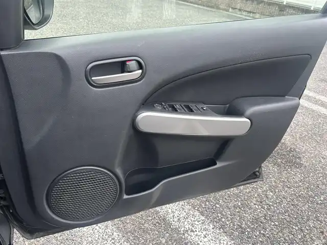 マツダ デミオ 13C－V スマートEDⅡ 愛知県 2012(平24)年 9.8万km ラディアントエボニーマイカ 社外SDナビ(FM/AM/CD/DVD/BT/ワンセグ)/電動格納ミラー/フォグランプ/ETC/ドアバイザー/スマートキー・スペアキー/ステアリングリモコン/ABS/取扱説明書・保証書