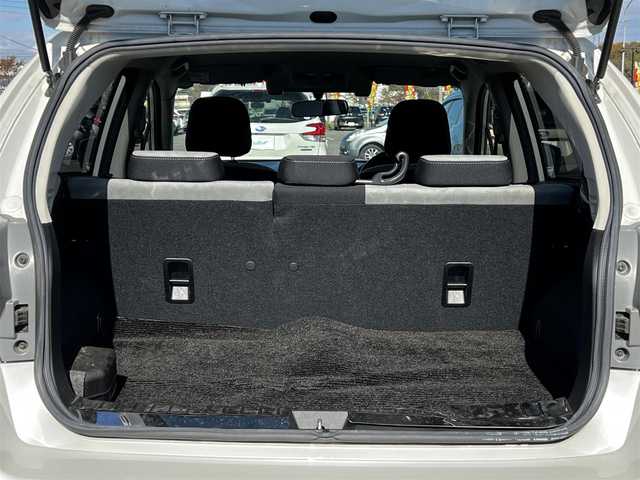 スバル インプレッサ ＸＶ ハイブリッド 2．0i－L アイサイト 道央・札幌 2014(平26)年 11.9万km サテンホワイトパール ４WD/社外SDナビ/AM/FM/BT/SD/CD/DVD/フルセグ/衝突被害軽減ブレーキ/アイサイト/横滑り防止装置/レーダークルーズコントロール/レーンキープアシスト/バックカメラ/ビルトインETC/前席パワーシート/革巻きステアリング/ステアリングリモコン/パドルシフト/MTモード付AT/プッシュスタート/スマートキー/キセノンヘッドライト/オートライト/フォグランプ/電動格納ミラー/ウィンカーミラー/純正フロアマット