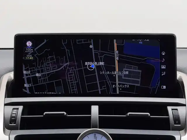 レクサス ＮＸ 300h Fスポーツ 三重県 2018(平30)年 4.1万km レッドマイカクリスタルシャイン ハイブリッド/FF/MTモード付フロアCVT/純正 10.3インチナビ/（AM/FM/CD/DVD/SDREC/SD/USB/iPod/Bluetooth/Miracast/AUX/TV）/パノラミックビューモニター（シースルービュー機能付）*/ドライブレコーダー 前方/ビルトイン ETC2.0/LEXUS Safety Sytem＋/●プリクラッシュセーフティ［PCS］（ミリ波レーダー方式）/●レーンディパーチャーアラート（ステアリング操作支援付）/●アダプティブハイビームシステム*/●レーダークルコン（全車速追従機能付）/●クリアランスソナー＆バックソナー/・ブラインドスポットモニター＆リヤクロストラフィックアラート*/など/装備/・3眼フルLEDヘッドランプ*/・AC100Vコンセント（100W）*/・本アルミ（名栗調仕上げ/シルバー）インテリア*/・ハンズフリーパワーバックドア/・本革シート（赤革）/・シートヒーター＆ベンチレーション（D/N）/・パワーシート（Dランバーサポート付8way/N8way）/・電子パーキングブレーキ＆ブレーキホールド/・雨滴感応式フロントワイパー/・アクティブサウンドコントロール（ASC）/・純正18inAW/など/*…メーカーOP