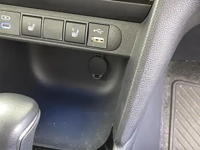 トヨタ ヤリスクロス Z アドベンチャー 福井県 2023(令5)年 1.6万km ブラックマイカ 純正ディーラーオプションナビ/アラウンドビューモニター/パワ－バックドア/ハーフレザーシート/シートヒーター/ハンドルヒーター/ブラインドスポットモニター/純正ドライブレコーダー/ビルトインＥＴＣ/トヨタセーフティセンス