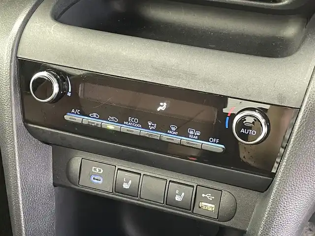 トヨタ ヤリスクロス Z アドベンチャー 福井県 2023(令5)年 1.6万km ブラックマイカ 純正ディーラーオプションナビ/アラウンドビューモニター/パワ－バックドア/ハーフレザーシート/シートヒーター/ハンドルヒーター/ブラインドスポットモニター/純正ドライブレコーダー/ビルトインＥＴＣ/トヨタセーフティセンス