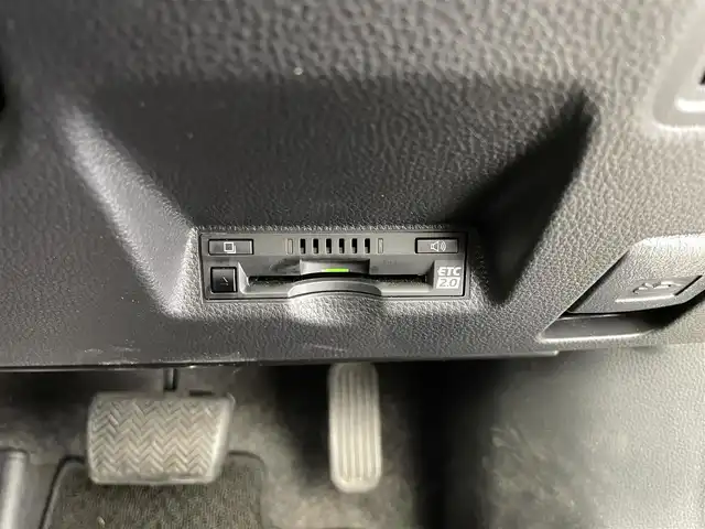 トヨタ ヤリスクロス Z アドベンチャー 福井県 2023(令5)年 1.6万km ブラックマイカ 純正ディーラーオプションナビ/アラウンドビューモニター/パワ－バックドア/ハーフレザーシート/シートヒーター/ハンドルヒーター/ブラインドスポットモニター/純正ドライブレコーダー/ビルトインＥＴＣ/トヨタセーフティセンス