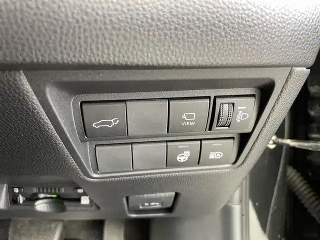 トヨタ ヤリスクロス Z アドベンチャー 福井県 2023(令5)年 1.6万km ブラックマイカ 純正ディーラーオプションナビ/アラウンドビューモニター/パワ－バックドア/ハーフレザーシート/シートヒーター/ハンドルヒーター/ブラインドスポットモニター/純正ドライブレコーダー/ビルトインＥＴＣ/トヨタセーフティセンス