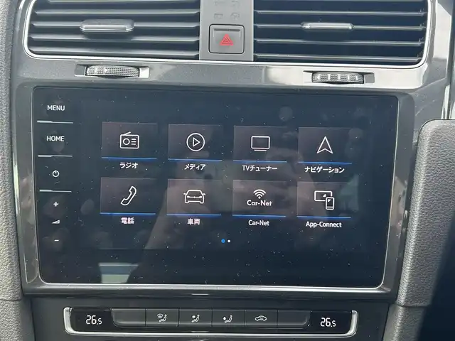 フォルクスワーゲン ゴルフ TSIコンフォートライン 福岡県 2019(令1)年 5.6万km 黒 ワンオーナー/デジタルメータークラスター（Active Info Display)/Volkswagen純正インフォテイメントシステム（Discover Pro）/・Apple Car Play/・android Auto/・Bluetooth接続/ACC（全車速追従機能付）/レーンキープアシストシステム/ドライブレコーダー/プリクラッシュブレーキシステム/プロアクティブ・オキュパント・プロテクション/プッシュスタート/ETC2.0/バックカメラ/フルセグテレビ/ビルトインETC/Bluetooth接続/純正アルミホイール/純正フロアマット/LEDヘッドライト/オートライト/アイドリングストップ