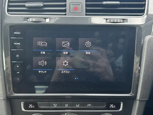 フォルクスワーゲン ゴルフ TSIコンフォートライン 福岡県 2019(令1)年 5.6万km 黒 ワンオーナー/デジタルメータークラスター（Active Info Display)/Volkswagen純正インフォテイメントシステム（Discover Pro）/・Apple Car Play/・android Auto/・Bluetooth接続/ACC（全車速追従機能付）/レーンキープアシストシステム/ドライブレコーダー/プリクラッシュブレーキシステム/プロアクティブ・オキュパント・プロテクション/プッシュスタート/ETC2.0/バックカメラ/フルセグテレビ/ビルトインETC/Bluetooth接続/純正アルミホイール/純正フロアマット/LEDヘッドライト/オートライト/アイドリングストップ