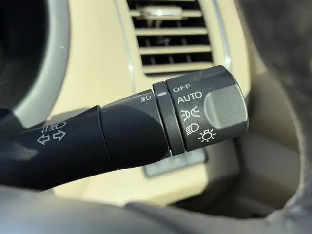 日産 ティアナ XV ナビAVMパッケージ 大分県 2019(令1)年 6.6万km ブリリアントホワイトパール ・ナビ(CD/DVD/BT/AUX/USB)/・全方位カメラ/・サンルーフ/・衝突軽減ブレーキ/・ベージュシート/・助手席電動オットマン/・パワーシート/・シートヒーター/・エアシート/・ドライブレコーダー/・ETC/・ブラインドスポット/・コーナーセンサー/・クルーズコントロール/・ステアリングリモコン/・スマートキー/・プッシュスタートボタン