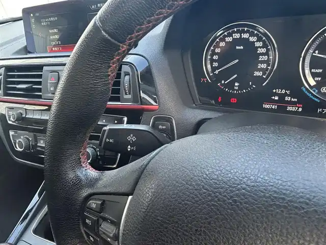 ＢＭＷ １１８ｉ スポーツ 愛知県 2018(平30)年 10.1万km サファイアブラックP 純正HDDナビ(FM/AM/CD/DVD/USB)/インテリジェントセーフ/パーク・ディスタンス・コントロール/バックカメラ/ターボ/HIDヘッドライト/フォグランプ/純正AW16インチ/電動格納ミラー/純正フロアマット/アイドリングストップ/ETC/プッシュスタート/リモコンキー・スペアキー１本/ステアリングリモコン/ABS/取扱説明書・保証書