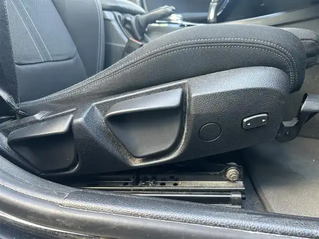 ＢＭＷ １１８ｉ スポーツ 愛知県 2018(平30)年 10.1万km サファイアブラックP 純正HDDナビ(FM/AM/CD/DVD/USB)/インテリジェントセーフ/パーク・ディスタンス・コントロール/バックカメラ/ターボ/HIDヘッドライト/フォグランプ/純正AW16インチ/電動格納ミラー/純正フロアマット/アイドリングストップ/ETC/プッシュスタート/リモコンキー・スペアキー１本/ステアリングリモコン/ABS/取扱説明書・保証書