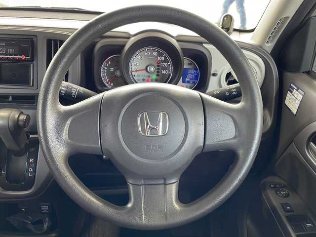 ホンダ Ｎ ＯＮＥ スタンダード ローダウン 愛媛県 2019(令1)年 5.6万km ルナシルバーM 前後コーナーセンサー/社外ポータブルナビ/社外オーディオ(DEH-380)/ETC/衝突軽減システム/スマートキー/社外アルミホイール/プッシュスタート/フロアマット/スペアキー