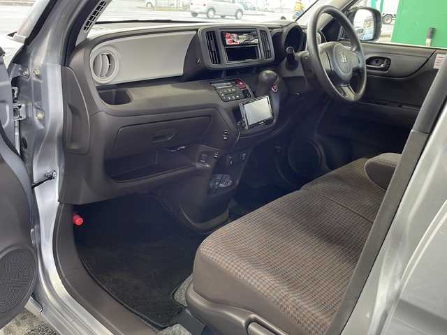 ホンダ Ｎ ＯＮＥ スタンダード ローダウン 愛媛県 2019(令1)年 5.6万km ルナシルバーM 前後コーナーセンサー/社外ポータブルナビ/社外オーディオ(DEH-380)/ETC/衝突軽減システム/スマートキー/社外アルミホイール/プッシュスタート/フロアマット/スペアキー