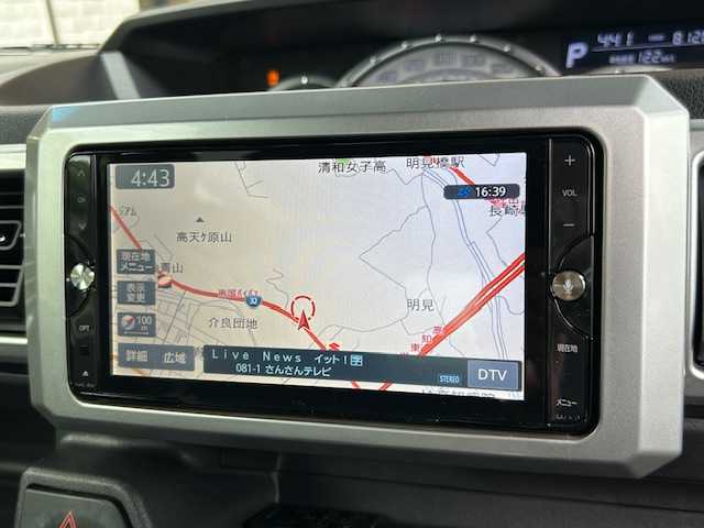 ダイハツ ウェイク G ターボ SA Ⅱ 高知県 2017(平29)年 8.2万km オフビートカーキM (株)IDOMが運営する【じしゃロン高知店】の自社ローン専用車両になります。こちらは現金またはオートローンご利用時の価格です。自社ローンご希望の方は別途その旨お申付け下さい