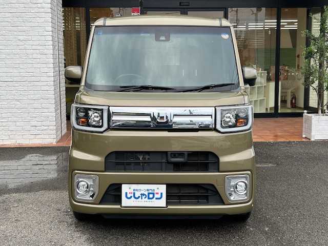 ダイハツ ウェイク G ターボ SA Ⅱ 高知県 2017(平29)年 8.2万km オフビートカーキM (株)IDOMが運営する【じしゃロン高知店】の自社ローン専用車両になります。こちらは現金またはオートローンご利用時の価格です。自社ローンご希望の方は別途その旨お申付け下さい