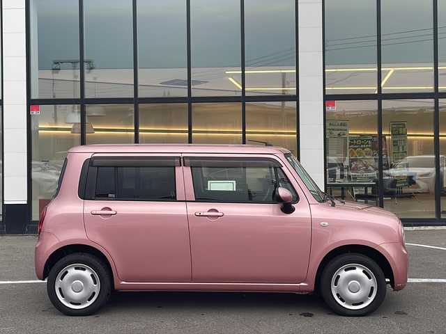 スズキ ラパン G 青森県 2011(平23)年 5.5万km チェリーピンクパールメタリック ・4WD/・純正フロアマット/・ABS/・プッシュスタート/・スマートキー/・シートヒーター/・ライトレベライザ/・純正フロアマット/・ドアバイザー