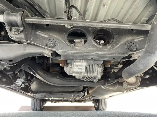 レクサス ＲＸ 450h バージョンL 滋賀県 2020(令2)年 4.8万km ソニッククォーツ ガソリン/4WD/CVT/純正メーカーナビ/【AM・FM/USB/Bluetooth/SD/TV】/バックカメラ　【全方位】/レザーシート/運転席・助手席　シートヒーター/エアーシート/全席　パワーシート/ETC2.0/ドライブレコーダー/ヘッドアップディスプレイ/ステアリングヒーター/パワーバックドア/レーントレーシングアシスト/プリクラッシュセーフティー/ブラインドスポットモニター/パーキングサポートアシスト/コーナーセンサー/クルーズコントロール/パーキングサポートブレーキ/ロードサインアシスト/横滑り防止システム/LEDヘッドライト/オートマチックハイビーム/オートライト/プッシュスタート/スマートキー/電格ウインカーミラー/ステアリングスイッチ/革巻きステアリング