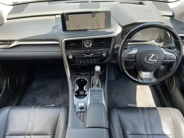 レクサス ＲＸ 450h バージョンL 滋賀県 2020(令2)年 4.8万km ソニッククォーツ ガソリン/4WD/CVT/純正メーカーナビ/【AM・FM/USB/Bluetooth/SD/TV】/バックカメラ　【全方位】/レザーシート/運転席・助手席　シートヒーター/エアーシート/全席　パワーシート/ETC2.0/ドライブレコーダー/ヘッドアップディスプレイ/ステアリングヒーター/パワーバックドア/レーントレーシングアシスト/プリクラッシュセーフティー/ブラインドスポットモニター/パーキングサポートアシスト/コーナーセンサー/クルーズコントロール/パーキングサポートブレーキ/ロードサインアシスト/横滑り防止システム/LEDヘッドライト/オートマチックハイビーム/オートライト/プッシュスタート/スマートキー/電格ウインカーミラー/ステアリングスイッチ/革巻きステアリング