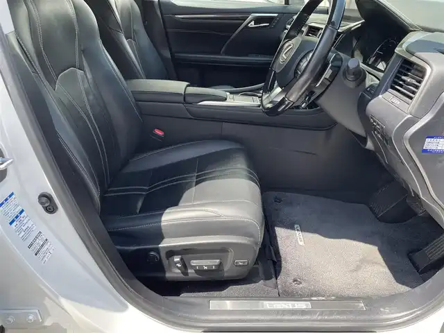レクサス ＲＸ 450h バージョンL 滋賀県 2020(令2)年 4.8万km ソニッククォーツ ガソリン/4WD/CVT/純正メーカーナビ/【AM・FM/USB/Bluetooth/SD/TV】/バックカメラ　【全方位】/レザーシート/運転席・助手席　シートヒーター/エアーシート/全席　パワーシート/ETC2.0/ドライブレコーダー/ヘッドアップディスプレイ/ステアリングヒーター/パワーバックドア/レーントレーシングアシスト/プリクラッシュセーフティー/ブラインドスポットモニター/パーキングサポートアシスト/コーナーセンサー/クルーズコントロール/パーキングサポートブレーキ/ロードサインアシスト/横滑り防止システム/LEDヘッドライト/オートマチックハイビーム/オートライト/プッシュスタート/スマートキー/電格ウインカーミラー/ステアリングスイッチ/革巻きステアリング