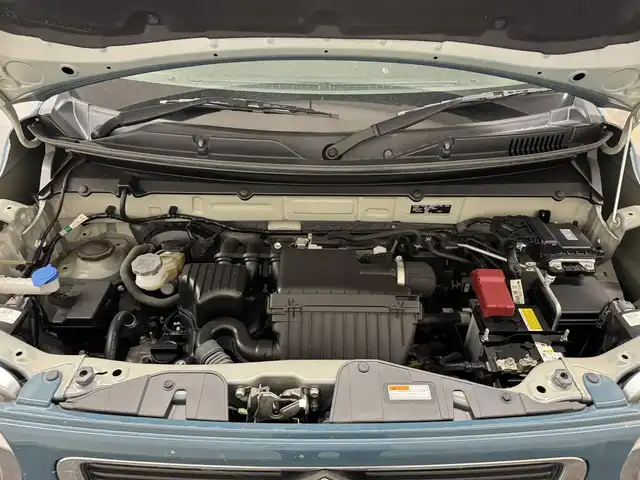 スズキ ハスラー HYBRID X 三重県 2020(令2)年 7.3万km デニムブルー ガンメタリック 2トーン マイルドハイブリッド/FF/インパネCVT/【OP】純正 9インチメモリーナビ/（CD/DVD/TV/FM/AM/Bluetooth/USB/iPod/SmartPhoneLink/AppleCarPlay/AndroidAuto）/【OP】全方位モニター/スズキセーフティサポート/・デュアルカメラブレーキサポート/・車線逸脱警報機能／ふらつき警報機能/・リヤパーキングセンサー/・標識認識機能（車両進入禁止、はみ出し通行禁止、最高速度、一時停止）/・先行車発進お知らせ機能/など/装備/・シートヒーター（D/N）/・オートエアコン/・オートライト/・LED ヘッドランプ＋フロントフォグランプ/・ハイビームアシスト/・ステアリングスイッチ/・プッシュスタート/・電動格納ドアミラー（ウインカーランプ付）/・純正15inAW/・保/・スマートキーx2/など