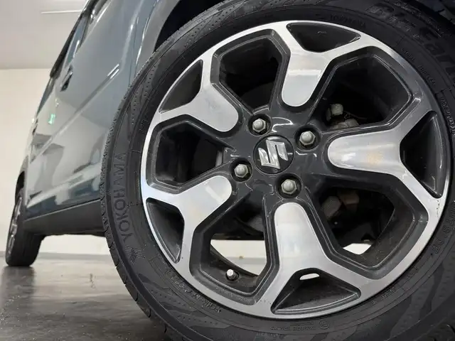スズキ ハスラー HYBRID X 三重県 2020(令2)年 7.3万km デニムブルー ガンメタリック 2トーン マイルドハイブリッド/FF/インパネCVT/【OP】純正 9インチメモリーナビ/（CD/DVD/TV/FM/AM/Bluetooth/USB/iPod/SmartPhoneLink/AppleCarPlay/AndroidAuto）/【OP】全方位モニター/スズキセーフティサポート/・デュアルカメラブレーキサポート/・車線逸脱警報機能／ふらつき警報機能/・リヤパーキングセンサー/・標識認識機能（車両進入禁止、はみ出し通行禁止、最高速度、一時停止）/・先行車発進お知らせ機能/など/装備/・シートヒーター（D/N）/・オートエアコン/・オートライト/・LED ヘッドランプ＋フロントフォグランプ/・ハイビームアシスト/・ステアリングスイッチ/・プッシュスタート/・電動格納ドアミラー（ウインカーランプ付）/・純正15inAW/・保/・スマートキーx2/など