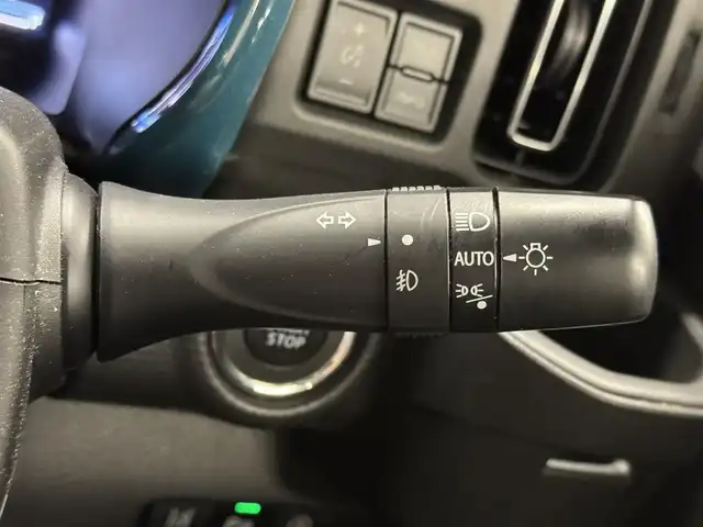 スズキ ハスラー HYBRID X 三重県 2020(令2)年 7.3万km デニムブルー ガンメタリック 2トーン マイルドハイブリッド/FF/インパネCVT/【OP】純正 9インチメモリーナビ/（CD/DVD/TV/FM/AM/Bluetooth/USB/iPod/SmartPhoneLink/AppleCarPlay/AndroidAuto）/【OP】全方位モニター/スズキセーフティサポート/・デュアルカメラブレーキサポート/・車線逸脱警報機能／ふらつき警報機能/・リヤパーキングセンサー/・標識認識機能（車両進入禁止、はみ出し通行禁止、最高速度、一時停止）/・先行車発進お知らせ機能/など/装備/・シートヒーター（D/N）/・オートエアコン/・オートライト/・LED ヘッドランプ＋フロントフォグランプ/・ハイビームアシスト/・ステアリングスイッチ/・プッシュスタート/・電動格納ドアミラー（ウインカーランプ付）/・純正15inAW/・保/・スマートキーx2/など