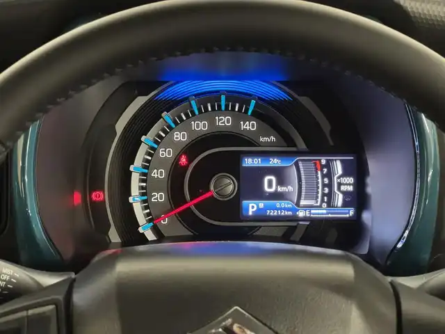 スズキ ハスラー HYBRID X 三重県 2020(令2)年 7.3万km デニムブルー ガンメタリック 2トーン マイルドハイブリッド/FF/インパネCVT/【OP】純正 9インチメモリーナビ/（CD/DVD/TV/FM/AM/Bluetooth/USB/iPod/SmartPhoneLink/AppleCarPlay/AndroidAuto）/【OP】全方位モニター/スズキセーフティサポート/・デュアルカメラブレーキサポート/・車線逸脱警報機能／ふらつき警報機能/・リヤパーキングセンサー/・標識認識機能（車両進入禁止、はみ出し通行禁止、最高速度、一時停止）/・先行車発進お知らせ機能/など/装備/・シートヒーター（D/N）/・オートエアコン/・オートライト/・LED ヘッドランプ＋フロントフォグランプ/・ハイビームアシスト/・ステアリングスイッチ/・プッシュスタート/・電動格納ドアミラー（ウインカーランプ付）/・純正15inAW/・保/・スマートキーx2/など