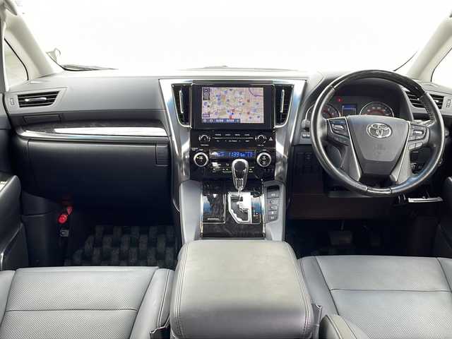 トヨタ アルファード SC 道北・旭川 2021(令3)年 7.6万km ダークレッドマイカメタリック ・4WD/・寒冷地仕様/・ワンオーナー/・禁煙車/・3眼LEDヘッドライト/・純正ナビBT/USB/フルセグ/・バックカメラ/・両側パワースライドドア/・ブラックレザーシート/・前席シートヒーター/エアシート/・前席パワーシート/・電動リアゲート/・トヨタセーフティセンス/PKSB/PCS/LDA/RSA/PKSB/・レーダークルーズコントロール/・アイドリングストップ/・一体型純正エンジンスターター/・フロントデアイサー/・リアフォグ/・オートライト/・オートマチックハイビーム/・フォグライト/・横滑り防止/・ビルトインETC/・前後ドライブレコーダー/・ハンドルヒーター/・ナノイー/・取説/保証書/・フロアマット/・スペアキー/・純正18インチアルミ冬タイヤ積込