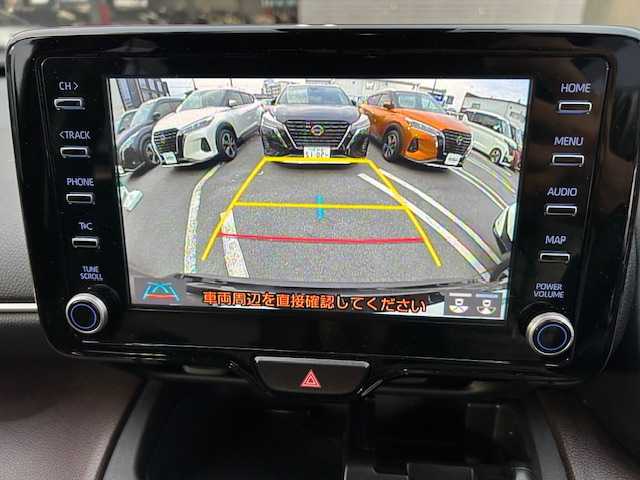 トヨタ ヤリスクロス ハイブリッド Z 群馬県 2023(令5)年 3.6万km ブラックマイカ 純正８ディスプレイオーディオ　バックカメラ　前後ドラレコ　ビルトインＥＴＣ　シートヒーター　パワーシート　アダプティブクルーズコントロール　衝突被害軽減ブレーキ　ＬＥＤライト　スマートキー　禁煙車