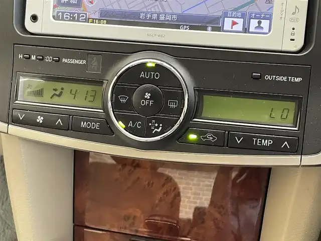 トヨタ プレミオ 1．8X Lパッケージ 岩手県 2013(平25)年 16.1万km ホワイトパールクリスタルシャイン ４WD/寒冷地仕様/純正ナビ/バックカメラ/ETC/ワンセグTV/オートエアコン/ステアリングスイッチ/オートライト/ヘッドライトレベライザー/オールオートパワーウインドウ/フォグランプ/社外１５インチアルミホイール/純正フロアマット