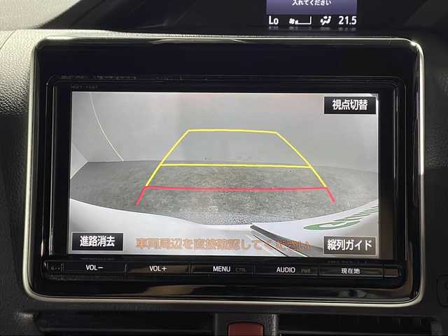 トヨタ ノア ハイブリッド Si ダブルバイビー 沖縄県 2018(平30)年 8.2万km ホワイトパールクリスタルシャイン 禁煙車　/７人乗り　/純正９インチナビ　/（フルセグＴＶ　ＣＤ　ＤＶＤ　Ｂｌｕｅｔｏｏｔｈ）　/純正フリップダウンモニター　/両側パワースライドドア　/前後ドライブレコーダー　/ビルトインＥＴＣ２．０/トヨタセーフティセンス/・プリクラッシュセーフティ/・レーンディパーチャーアラート/・オートマチックハイビーム/クルーズコントロール/ステアリングスイッチ/ハーフレザーシート/シートヒーター/LEDヘッドライト/純正アルミホイール