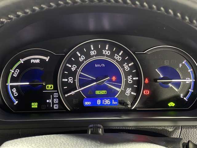 トヨタ ノア ハイブリッド Si ダブルバイビー 沖縄県 2018(平30)年 8.2万km ホワイトパールクリスタルシャイン 禁煙車　/７人乗り　/純正９インチナビ　/（フルセグＴＶ　ＣＤ　ＤＶＤ　Ｂｌｕｅｔｏｏｔｈ）　/純正フリップダウンモニター　/両側パワースライドドア　/前後ドライブレコーダー　/ビルトインＥＴＣ２．０/トヨタセーフティセンス/・プリクラッシュセーフティ/・レーンディパーチャーアラート/・オートマチックハイビーム/クルーズコントロール/ステアリングスイッチ/ハーフレザーシート/シートヒーター/LEDヘッドライト/純正アルミホイール