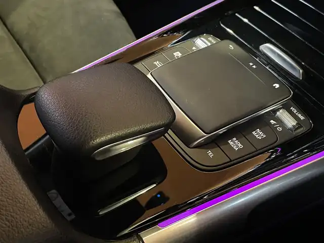 メルセデス・ベンツ ＧＬＢ２００ｄ AMGライン 愛知県 2020(令2)年 5.3万km デジタルホワイト パナメリカーナグリル/純正ナビ/フルセグTV/360度カメラ/バックカメラ/レーダーセーフティパッケージ/ACC/ブラインドスポットアシスト/アンビエントライト/黒ハーフレザー/シートヒーター/パワーバックドア