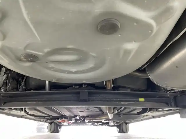 トヨタ シエンタ ハイブリッド G クエロ 宮城県 2018(平30)年 9.4万km ブラックマイカ TRDエアロ/衝突軽減ブレーキ/純正ナビ/・フルセグ/・Bluetooth/フリップダウンモニター/両側パワースライドドア/ビルトインETC2.0/純正16インチアルミホイール/シートヒーター/LEDヘッドライト/フォグランプ/フルセグ/純正ドライブレコーダー/スマートキー/プッシュスタート/スペアキー/保証書