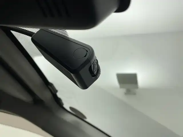 トヨタ シエンタ ハイブリッド G クエロ 宮城県 2018(平30)年 9.4万km ブラックマイカ TRDエアロ/衝突軽減ブレーキ/純正ナビ/・フルセグ/・Bluetooth/フリップダウンモニター/両側パワースライドドア/ビルトインETC2.0/純正16インチアルミホイール/シートヒーター/LEDヘッドライト/フォグランプ/フルセグ/純正ドライブレコーダー/スマートキー/プッシュスタート/スペアキー/保証書