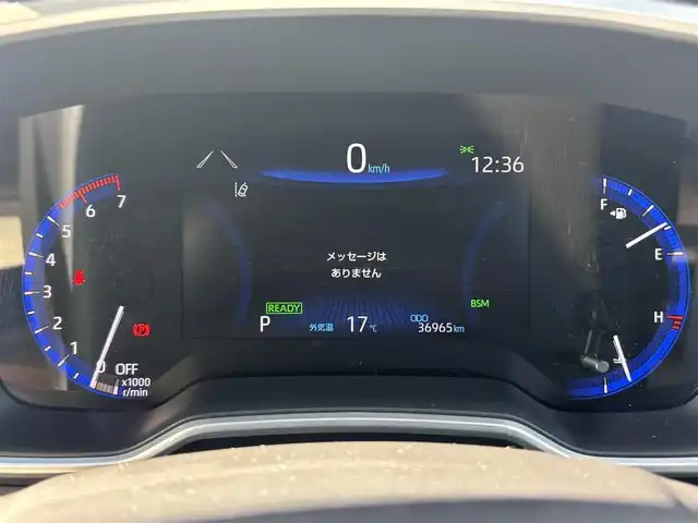 トヨタ カローラ クロス ハイブリッド Z 茨城県 2022(令4)年 3.7万km アティチュードブラックマイカ 純正ディスプレイオーディオ/　(AM/FM/USB/Bluetooth/Miracast)/全方位カメラ/追従型クルーズコントロール/ETC/LEDヘッドライト/ハーフレザーシート/シートヒーター/パワーシート/電動リアゲート/純正アルミホイール/レーンキープアシスト/オートライト/パワーステアリング