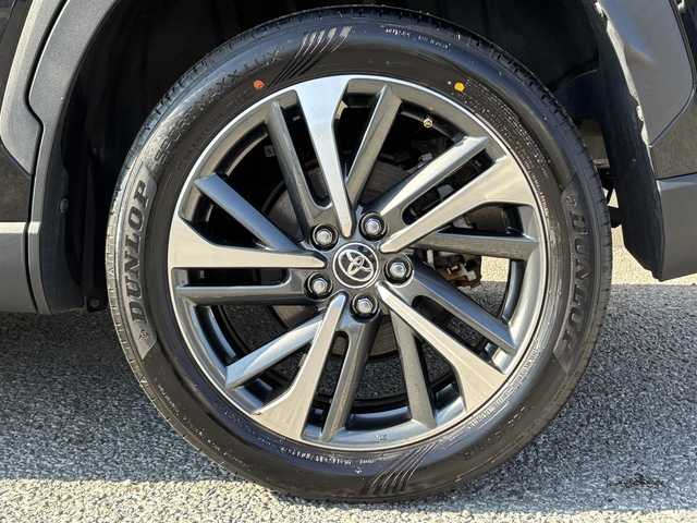 トヨタ カローラ クロス ハイブリッド Z 茨城県 2022(令4)年 3.7万km アティチュードブラックマイカ 純正ディスプレイオーディオ/　(AM/FM/USB/Bluetooth/Miracast)/全方位カメラ/追従型クルーズコントロール/ETC/LEDヘッドライト/ハーフレザーシート/シートヒーター/パワーシート/電動リアゲート/純正アルミホイール/レーンキープアシスト/オートライト/パワーステアリング