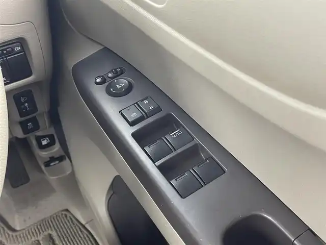 ホンダ Ｎ ＢＯＸ G Lパッケージ 大分県 2015(平27)年 6.5万km スマートブラック 純正ナビ/【CD/ワンセグ/FM/AM】/バックカメラ/片側パワースライドドア/ヘッドライトレベライザー/スマートキー/プッシュスタート/ステアリングスイッチ/横滑り防止装置/ハロゲンヘッドライト/純正アルミキャップ/純正フロアマット/電動格納ミラー