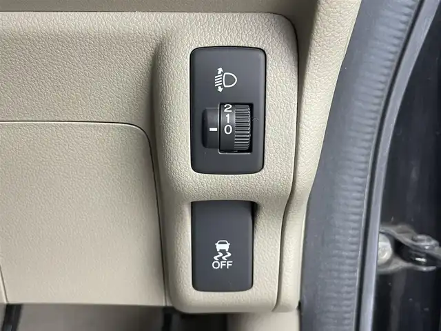 ホンダ Ｎ ＢＯＸ G Lパッケージ 大分県 2015(平27)年 6.5万km スマートブラック 純正ナビ/【CD/ワンセグ/FM/AM】/バックカメラ/片側パワースライドドア/ヘッドライトレベライザー/スマートキー/プッシュスタート/ステアリングスイッチ/横滑り防止装置/ハロゲンヘッドライト/純正アルミキャップ/純正フロアマット/電動格納ミラー