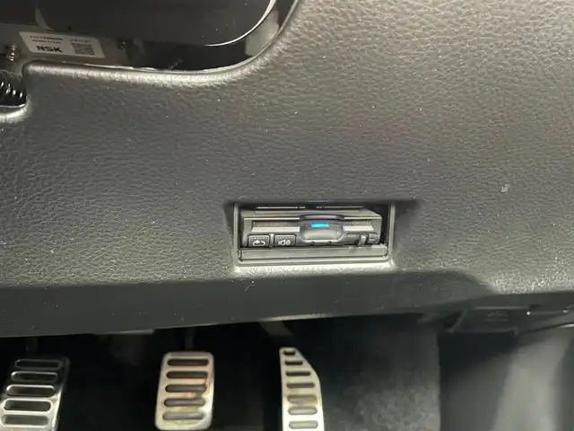 スズキ スイフト スポーツ 埼玉県 2013(平25)年 9.4万km スノーホワイトパール /社外メモリーナビ//フルセグTV//CD/DVD/Bluetooth//クルーズコントロール//ビルトインETC//スマートキー×2//キセノン//Wエアバッグ&ABS//横滑り防止装置//オートライト//革巻きステアリング//オートライト//Fフォグランプ//リヤスポイラー//プライバシーガラス//ドアバイザー//社外エアクリーナー//社外マフラー//純正17インチAW//新車時保証書//取扱説明書//ナビ取説