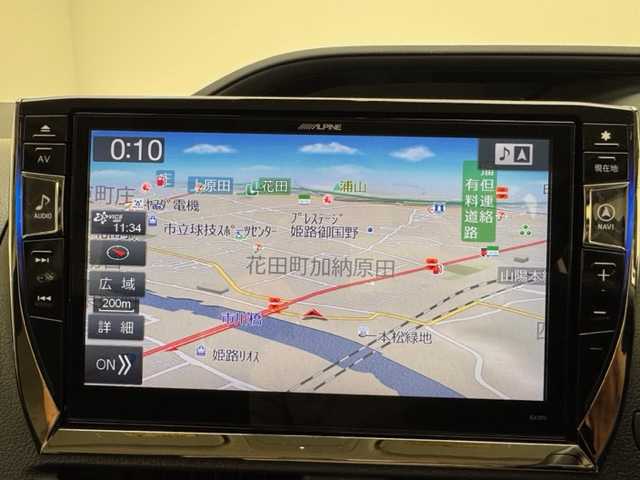 トヨタ ヴォクシー ハイブリッド V 兵庫県 2016(平28)年 9.2万km シルバー ALPIINEナビ（EX10V）/フルセグTV・CD・DVD・BT・SD・HDMI・USB/ビルトインETC/クルコン/LEDヘッドライト/オートハイビーム/シートヒーター/プリクラッシュセーフティ/レーンキープアシスト/スペアキー