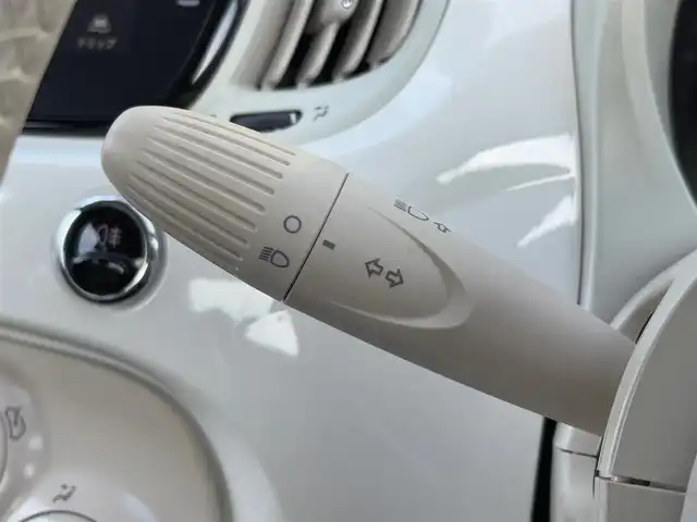 フィアット ５００ 1．2 ポップ 石川県 2019(令1)年 6.1万km 白 120周年記念車/ディスプレイオーディオ/AppleCarPlay/ETC/ドライブレコーダー