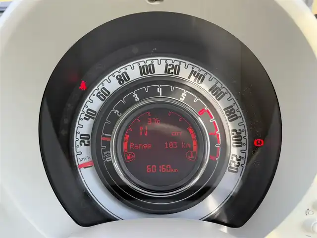 フィアット ５００ 1．2 ポップ 石川県 2019(令1)年 6.1万km 白 120周年記念車/ディスプレイオーディオ/AppleCarPlay/ETC/ドライブレコーダー