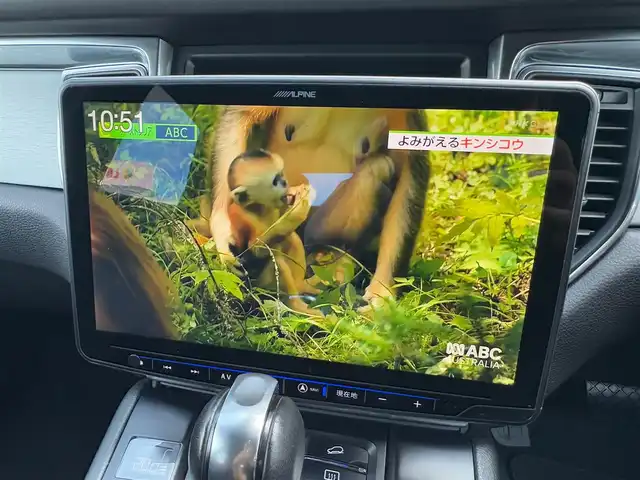 ポルシェ マカン ターボ 石川県 2015(平27)年 6.8万km ジェットブラック ４WD/黒レザーシート/ALPINE11インチナビ/(BT/AM/FM/CD/DVD/フルセグTV)/バックカメラ/ガラスサンルーフ/BOSEサウンドシステム/パワーシート(前席)/シートヒーター(前席)/パドルシフト/ステアリングスイッチ/ドライブレコーダー(前後)/クルーズコントロール/電動リアゲート/純正20インチアルミホイール/ETC