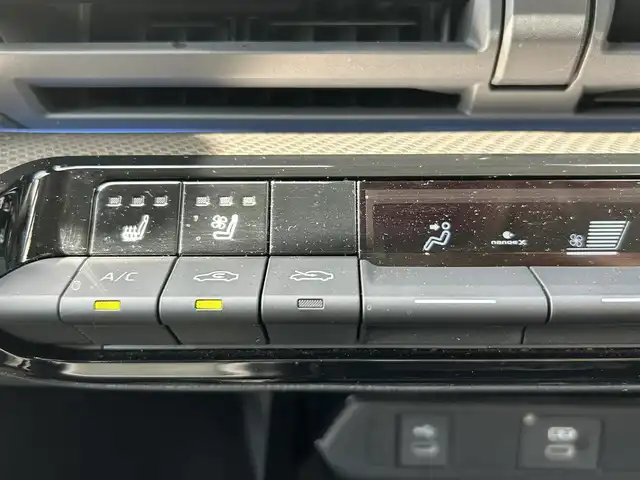 トヨタ プリウス Z 奈良県 2024(令6)年 1.6万km プラチナホワイトパールマイカ 1オーナー/モデリスタフルエアロ/モデリスタアルミ/純正メーカーナビ/TV/BT//アラウンドビューカメラ/追従式クルコン/コーナーセンサー/レーンキープアシスト/ETC2.0/バックカメラ/電動リアゲート/パワーシート/フルフラットシート/シートヒーター/エアシート/置くだけ充電/オートLEDライト/保証書・取説・スペアキー付