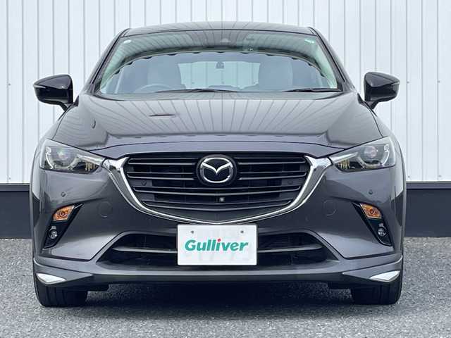 マツダ ＣＸ－３ 15S アーバンドレッサー 千葉県 2020(令2)年 1.7万km マシーングレープレミアムM ワンオーナー/純正SDナビ/(フルセグTV/BT/CD/DVD/FM/AM)/全周囲カメラ/前後ドライブレコーダー/ヘッドアップディスプレイ/ステアリングヒーター/衝突被害軽減システム/車線逸脱警報/クルーズコントロール/ハーフレザーシート/横滑り防止装置/ETC/アイドリングストップ/LEDヘッドライト/フォグランプ/オートライト/ウィンカーミラー/電動格納ミラー/純正16インチAW/シートヒーター/シートリフター/プッシュスタート/スマートキー/フロアマット/ドアバイザー/スペアキー/取扱説明書/保証書