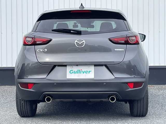 マツダ ＣＸ－３ 15S アーバンドレッサー 千葉県 2020(令2)年 1.7万km マシーングレープレミアムM ワンオーナー/純正SDナビ/(フルセグTV/BT/CD/DVD/FM/AM)/全周囲カメラ/前後ドライブレコーダー/ヘッドアップディスプレイ/ステアリングヒーター/衝突被害軽減システム/車線逸脱警報/クルーズコントロール/ハーフレザーシート/横滑り防止装置/ETC/アイドリングストップ/LEDヘッドライト/フォグランプ/オートライト/ウィンカーミラー/電動格納ミラー/純正16インチAW/シートヒーター/シートリフター/プッシュスタート/スマートキー/フロアマット/ドアバイザー/スペアキー/取扱説明書/保証書